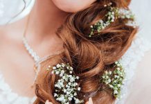 Hairstyles For Mother Of The Bride – Look Younger And More Beautiful Wedding Hair Style